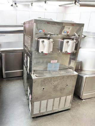 Excellent condition Taylor 772-63 Soft Serve Freezer, twin twist, 460V 3Ph, fully tested and working, stainless steel.