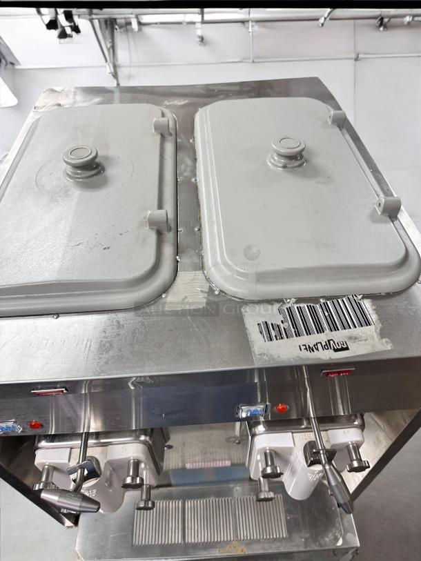 Taylor 772-63 Soft Serve Freezer, twin twist, excellent condition, 460V 3Ph, stainless steel, fully tested and working.