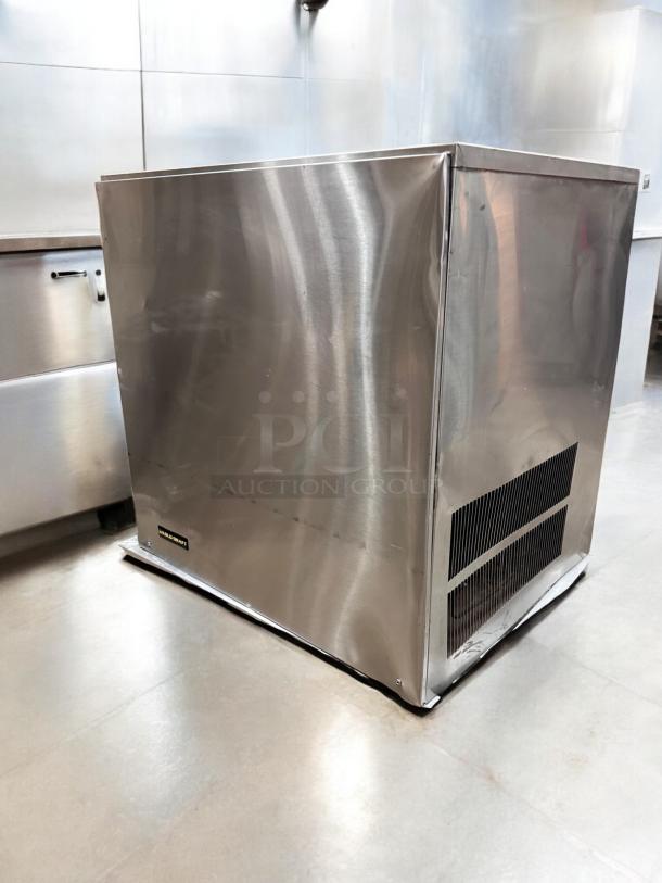 Kold Draft GT561LC ice machine in excellent condition, stainless steel finish, 115V, fully tested and working, side vents visible.