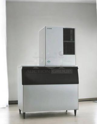 Excellent Condition – Hoshizaki KM-901MAH Ice Maker with Bin – 950 lbs/day – Fully Tested & Working! - Item #1207093