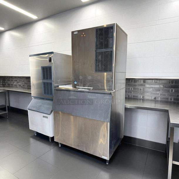 Hoshizaki KM-901MAH 30" air-cooled crescent cube ice machine, 950 lb capacity, great condition, tested, 208v, 1PH.