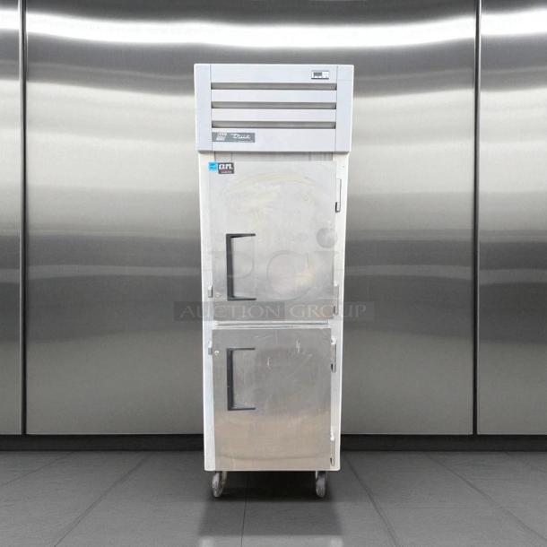 True STA1R-2HS Spec Series solid half door reach-in refrigerator, 1 section, stainless steel, tested condition.