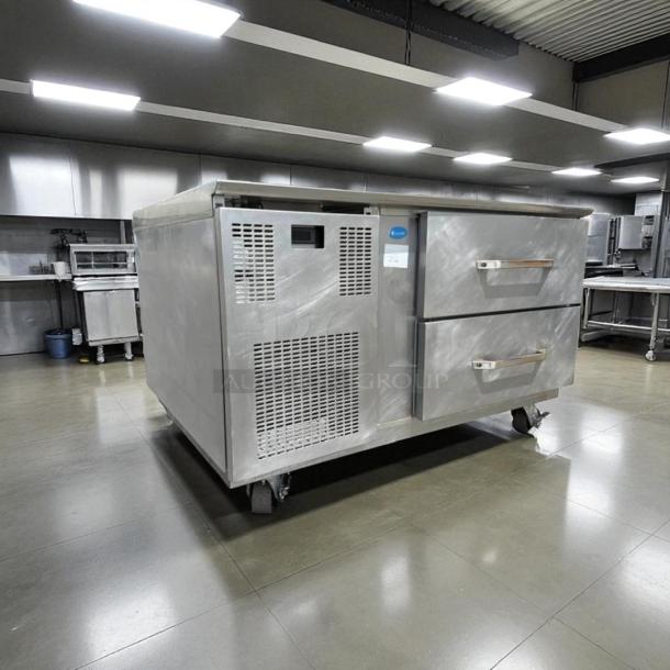 Randel Model 20048-513, 2-drawer refrigerated chef base, 115v, great condition, tested, on casters for mobility.