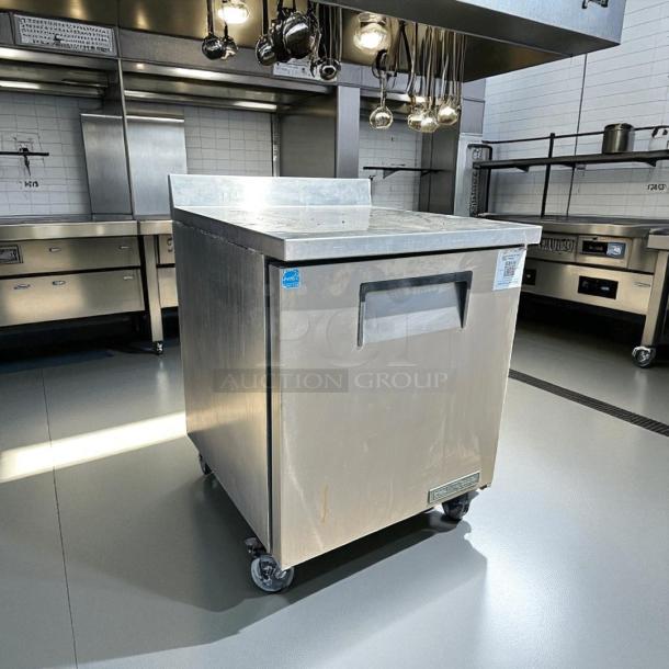True TWT-27-HC 1-Door Worktop Refrigerator, 27" stainless steel, excellent condition, 115V, fully tested and working.