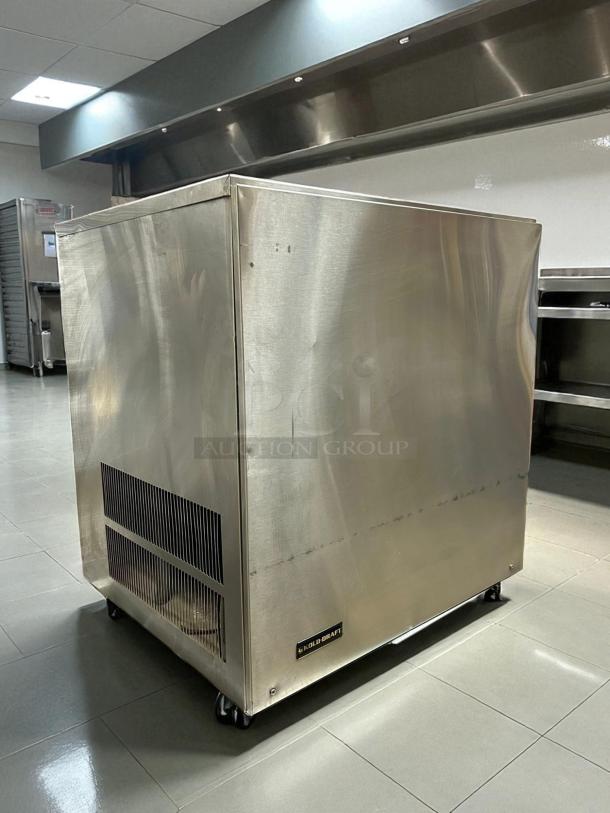 Kold-Draft GT561LC 30" water-cooled ice machine, stainless steel, 543 lb capacity, tested, working, slight exterior wear.