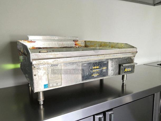 AccuTemp GGF1201A3650-T1 36" Accu-Steam thermostatic gas griddle, tested, excellent condition, stainless steel, with control panel.