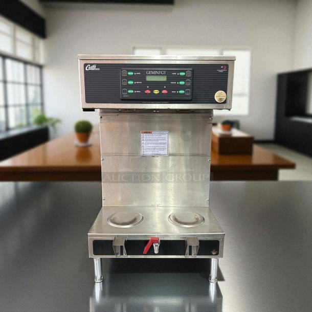 Curtis G4GEMT10A1000 Twin Coffee Brewer, dual warmers, 220V, excellent condition, fully tested, clearly labeled controls.