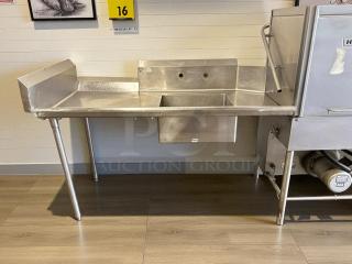 Hobart commercial dishwasher with stainless steel clean table and sink. Excellent condition, fully tested, working.