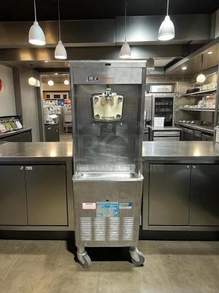 Excellent Condition – Taylor 321-27 Soft Serve Ice Cream Machine – 208/230V – Fully Tested & Working! - Item #1207047