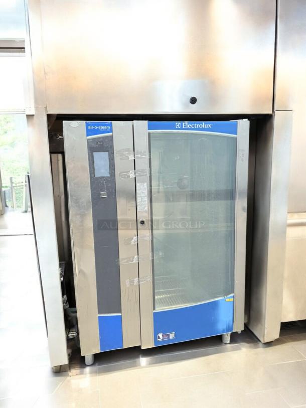 Electrolux Air-O-Steam Combi Oven, gas model with 120V ignition, excellent condition, fully tested and working.