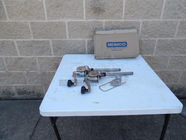 Nemco 56050-1 CanPRO manual can opener, heavy-duty side cut, permanent mount; includes original box.