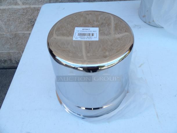 Brand new 7-quart stainless steel insert, reflective finish, label indicating "Made in India," item code 407INC7.