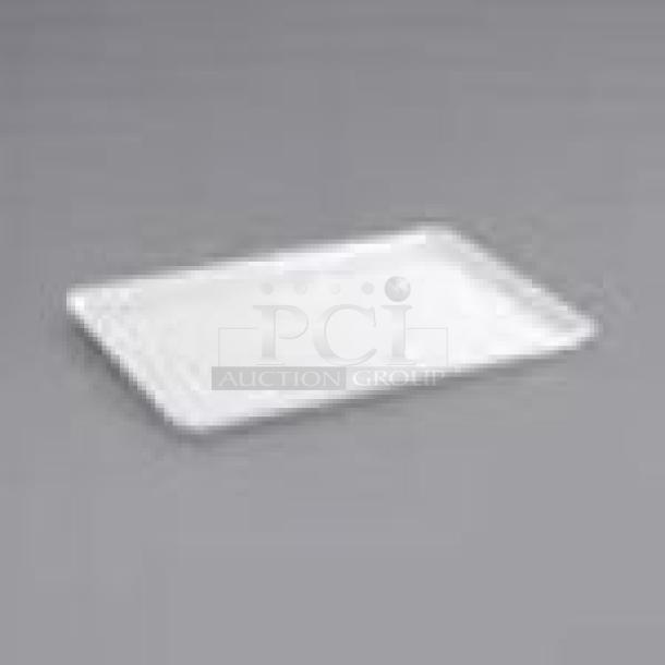 White fiberglass market display tray, 18" x 26", in excellent condition. Ideal for retail showcasing.
