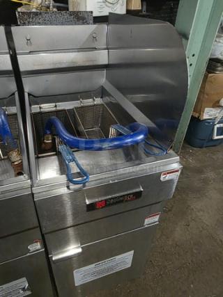 Cecilware Pro FMS504 natural gas floor fryer, 120,000 BTU, stainless steel, excellent condition with visible labels.