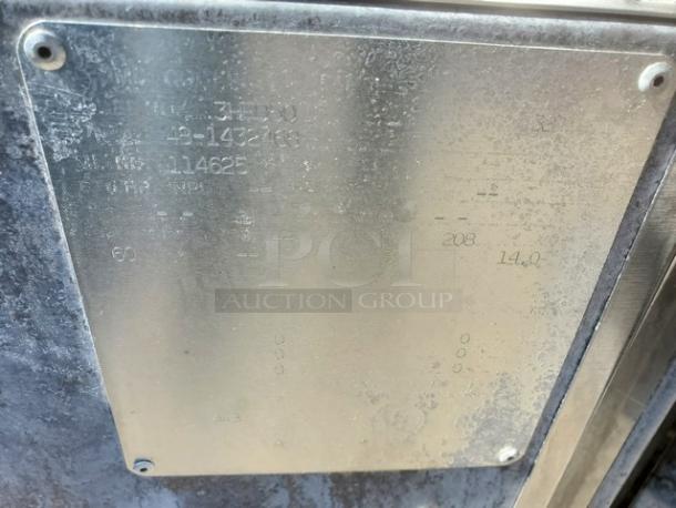 Hobart 3HFD50 Electric Fryer, 208V, 3PH, dual well, one dump station. Metal label shows model and specifications.