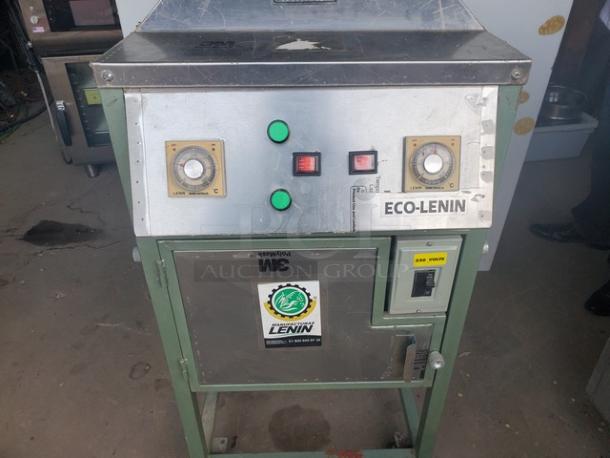 ECO Lenin Cam Press Tortilla Machine, Model ECO-HC LENIN, 208-220V, Single Phase, visible dials, and control panel.