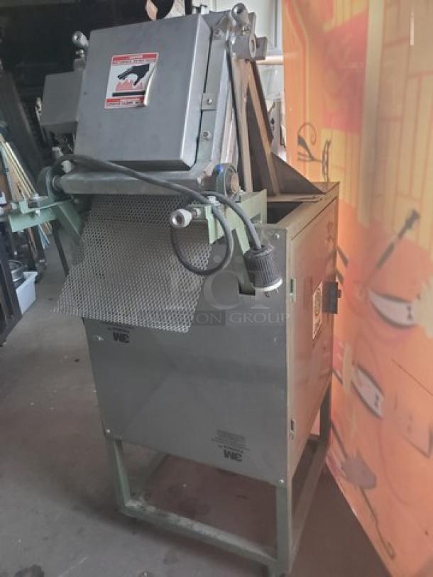 ECO Lenin Cam Press Tortilla Machine, ECO-HC LENIN, 208-220V, single phase, industrial-grade, used condition.