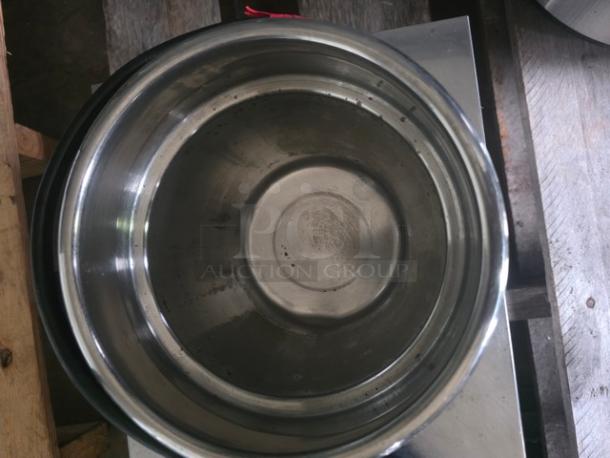 4-quart stainless steel Twin Food and Soup Server by Server; used condition, visible interior marks.