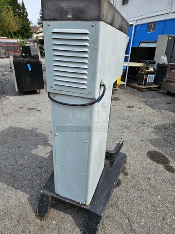 Blakeslee DD-60, 60 Quart Floor Planetary Mixer without attachments. Robust metal body, used condition, suitable for commercial use.