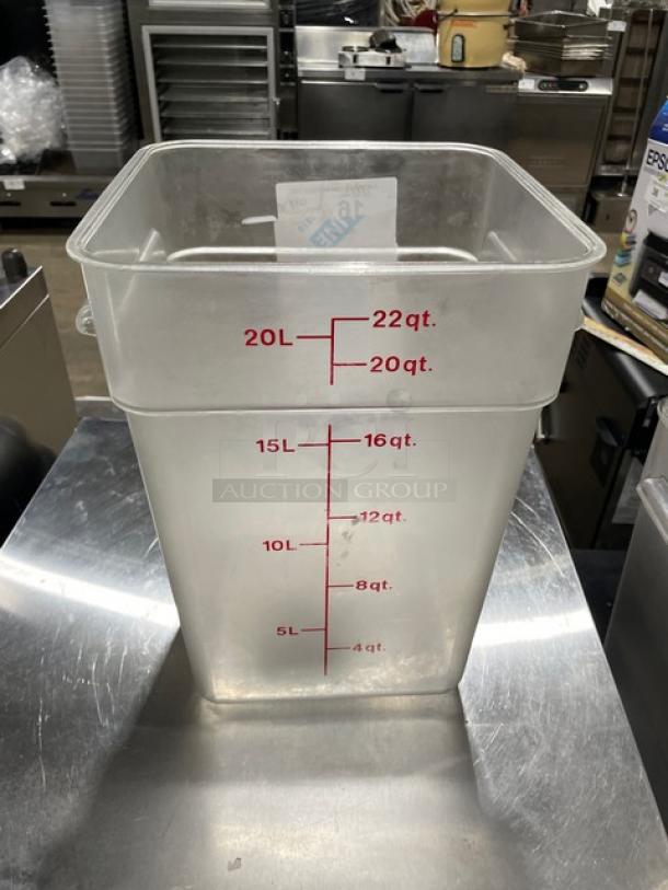 Cambro Commercial Clear 22 Qt. Food Storage Container, marked in liters and quarts, in used condition.