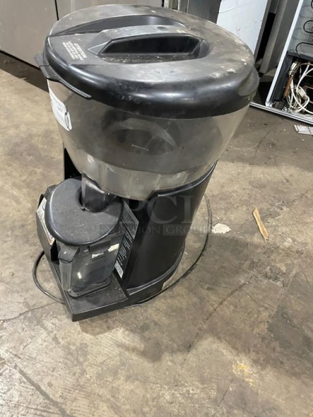 Vita-Mix Advance Series VM0126 blender, black with clear polycarbonate container, double insulated hopper, on legs, 120V.