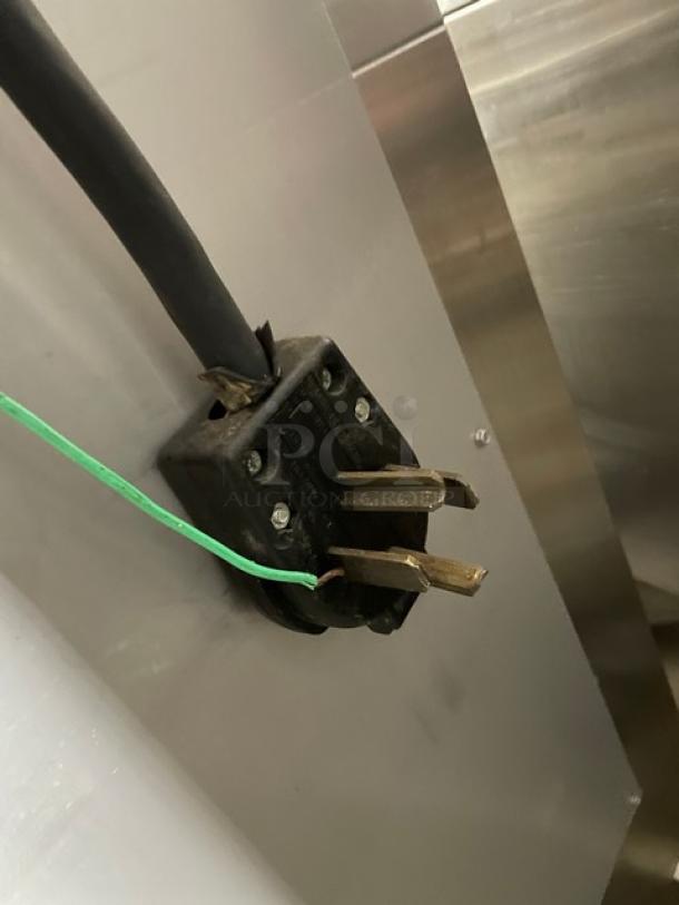 Plug of Nu-Vu SUB123 commercial stainless steel oven/proofer combo showing electrical connection.