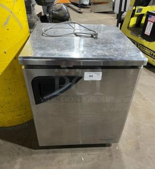 True Super Deluxe Series Commercial Stainless Steel Solid Single Door Undercounter Worktop Freezer! With Poly Coated Wired Rack! Model: TUF-28SD! 115V! On Casters! - Item #1207768
