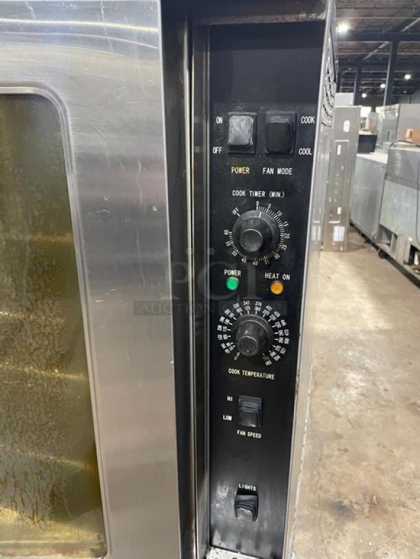 Pantin stainless steel convection oven, model LT-GCO-613, with thermostatic control and wired rack, 120V, on casters.