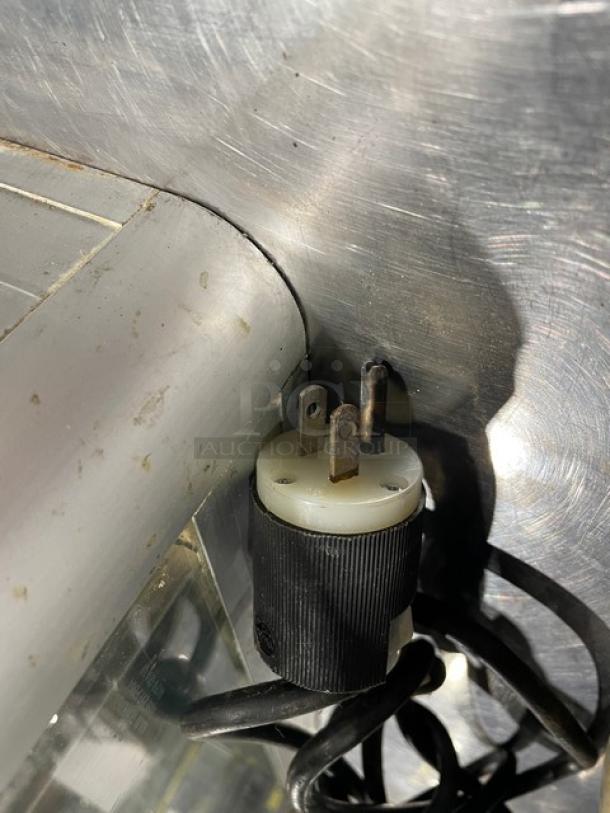 Hatco FSDT-1X electric countertop hot-food display plug in good condition, 120V, 1 phase.