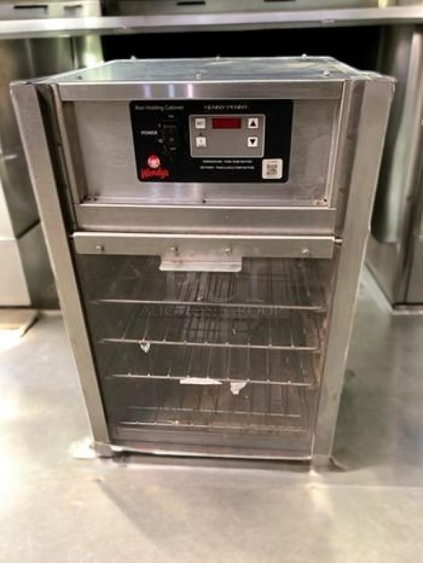 Henny Penny BW100 Bun Holding Cabinet, excellent condition, 120V, stainless steel, fully tested and working.
