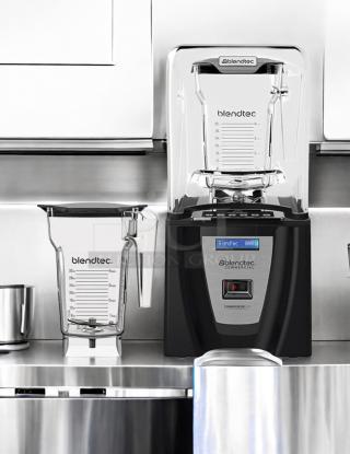 Blendtec ICB3/ABC3 commercial blender, excellent condition, with sound enclosure, 1500W, fully tested, black and stainless steel.