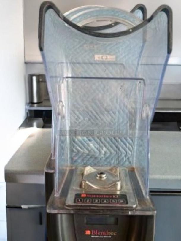 Blendtec ICB3/ABC3 commercial blender with sound enclosure, 1500W, excellent condition, fully tested and working.