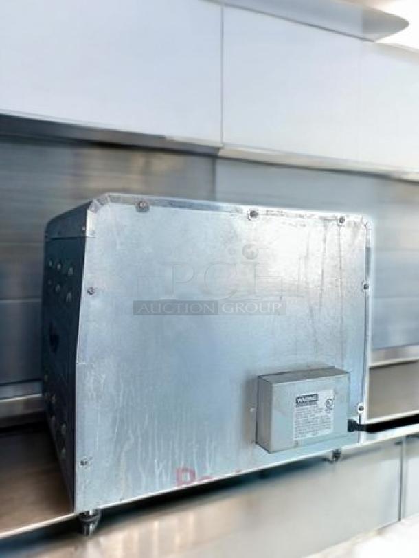 Waring Commercial CTS1000 Conveyor Toaster, 120V, 1800W, excellent condition, fully tested and working.