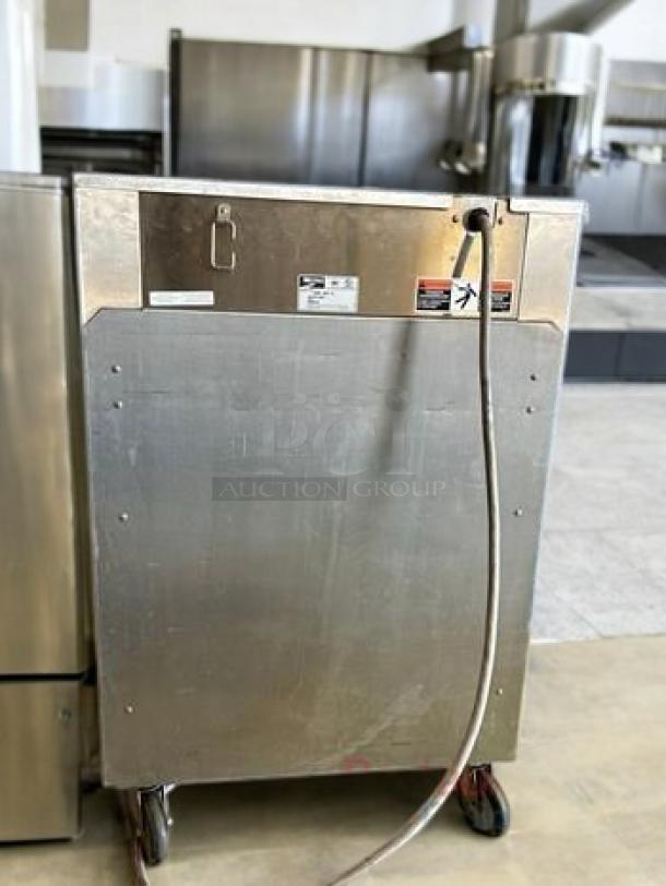 Metro C5 6 Series Heated Holding Cabinet, Model C565-SFS-U, 120V, excellent condition, fully tested and working.
