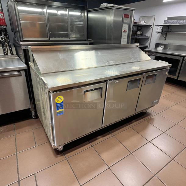 Everest EPBNR3 3-door refrigerated sandwich prep table, excellent condition, stainless steel, 115V, fully tested.