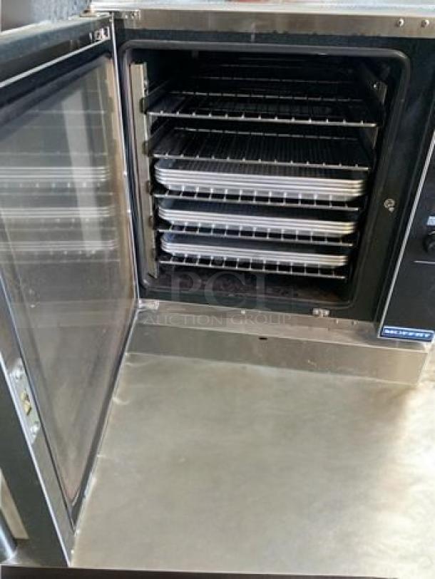 Moffat Turbofan Convection Oven G32D5-1, excellent condition, 5 trays, natural/LP gas, fully tested, stainless steel interior.