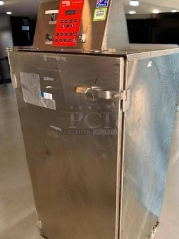 Cookshack SM260 Commercial Electric Smoker Oven, stainless steel, 240V, IQ5 Control System, in good condition, fully tested.