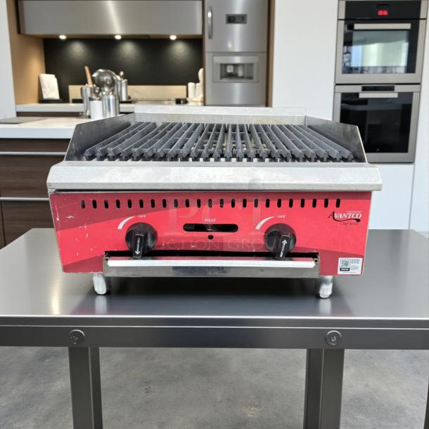 Avantco Chef Series CAG-24-RC 24" gas countertop radiant charbroiler, excellent condition, 60,000 BTU, tested and working.