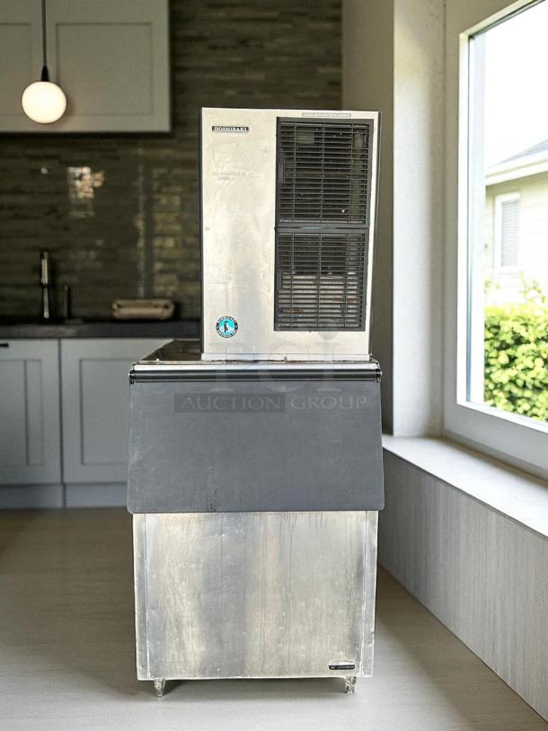 Hoshizaki KM-350MAJ/B-300SF ice machine, 489 lb crescent cube, air-cooled, 300 lb bin, stainless steel, 115v, used condition.