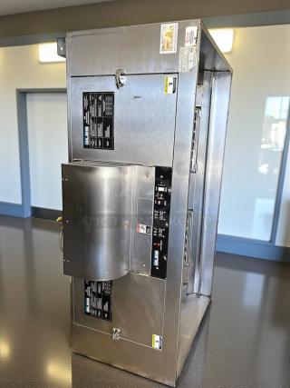 Giles Food Service Stainless Steel Hood, Model ModF SH-6 W/FSH-6, excellent condition, tested, stand mount, 208-240v.