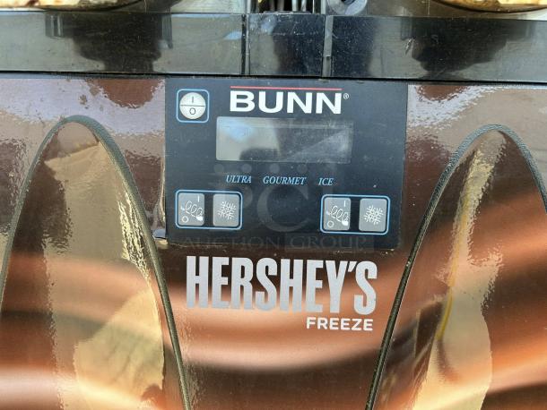 Bunn Ultra-2 Gourmet Ice & Frozen Drink Machine in excellent condition; dual bowl, Hershey's Freeze branding visible.