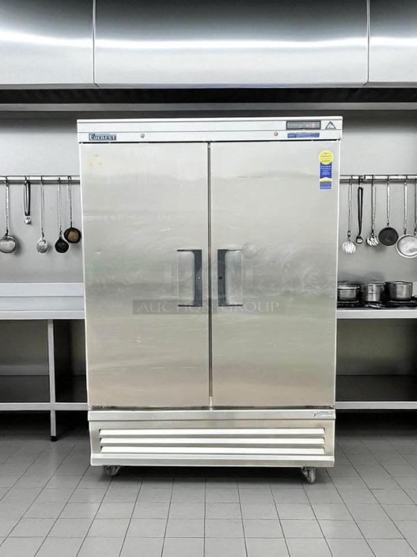 Everest EBR2D Double Door Refrigerator, excellent condition, stainless steel, tested, two solid doors, auction item.