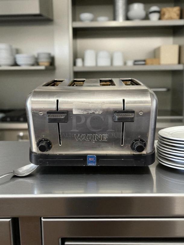 Waring Commercial WCT708 four-slice toaster, 1800W, excellent condition, fully tested, stainless steel, NSF certified.