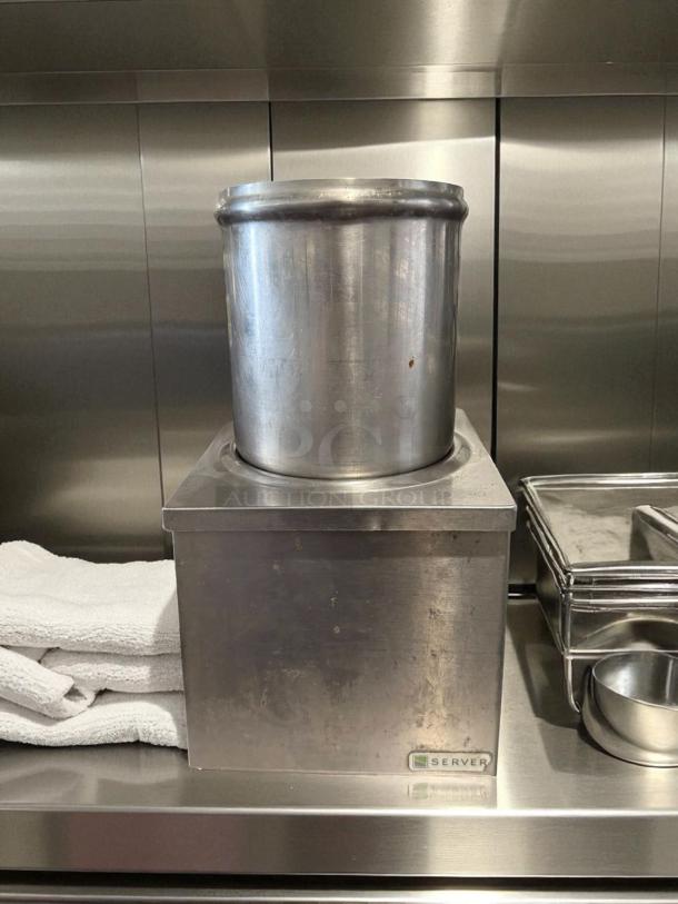 Server 3 qt All Purpose Dipper Style Warmer, Model 92000, 120v, great condition, tested and working, stainless steel.