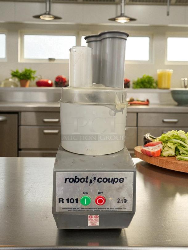 Robot Coupe R101PPLUS food processor, excellent condition, 2 qt. clear bowl, veg prep lid, 5 discs, 3/4 hp, tested working.
