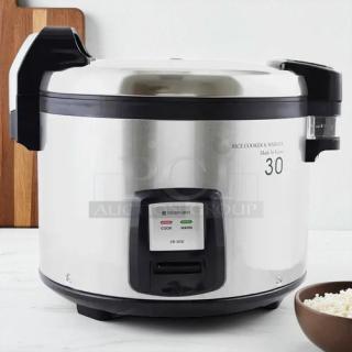 Thunder Group SEJ3201 30 Cup Electric Rice Cooker-Warmer, excellent condition, digital controls, tested and working.