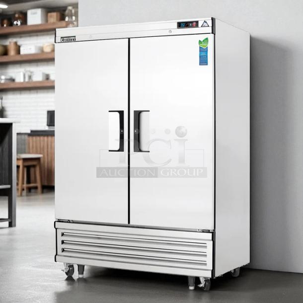 Everest EBR2D Double Door Refrigerator, excellent condition, two solid doors, fully tested, energy-efficient tag visible.