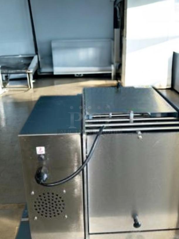TM Mechanical Equipment TM-105 Ventura Flex PL Dough Sheeter, 115V, stainless steel, fully tested, excellent condition.