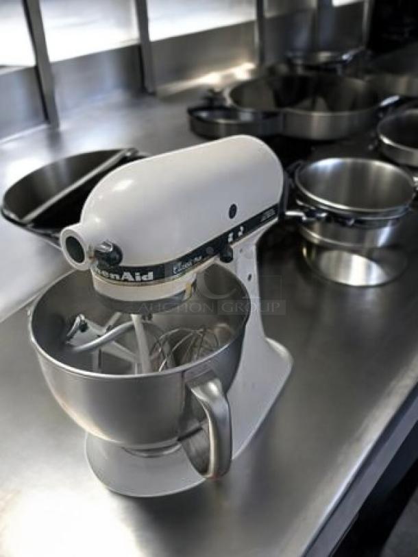 Brand new KitchenAid KSM75WH1 Artisan Tilt-Head Stand Mixer, 275W, 5 Qt stainless steel bowl, white, fully tested and working.