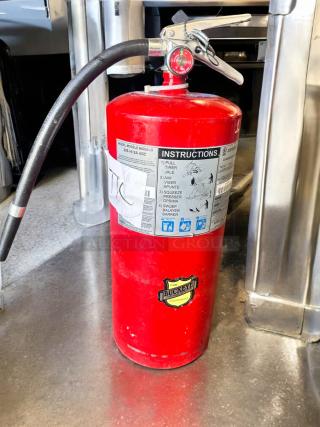Buckeye 20S HI SA ABC fire extinguisher, 20 lb dry chemical, UL/ULC listed, red, outstanding condition, fully tested, with instructions.